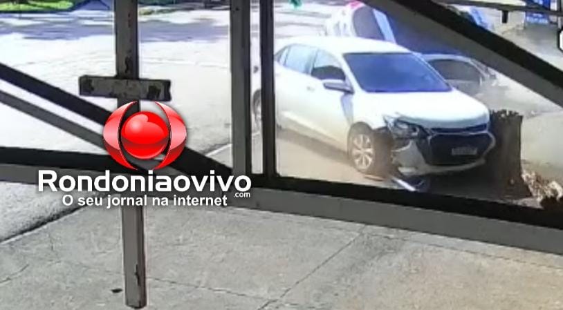 FORTE BATIDA: Vídeo registra grave batida entre carros em Porto Velho