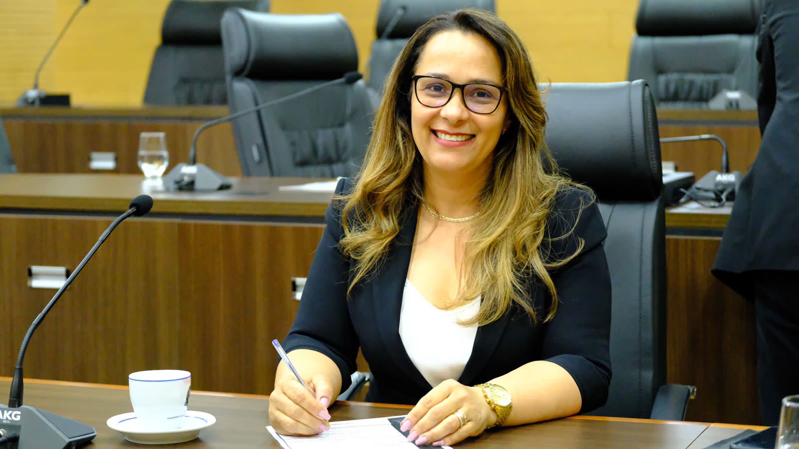 ROSANGELA DONADON: Deputada saúda municípios que celebram emancipação política em Rondônia