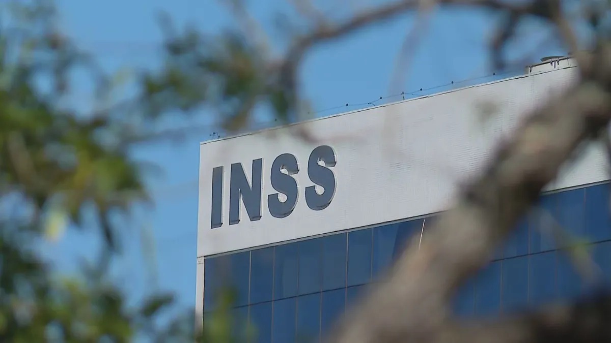 SEM DESCONTO: Deputada federal é alvo da PF em nova fase contra fraudes no INSS
