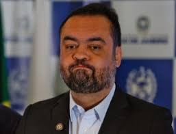 MESMO COM RENÚNCIA: Ex-governador do RJ é condenado pelo TSE por abuso de poder nas eleições