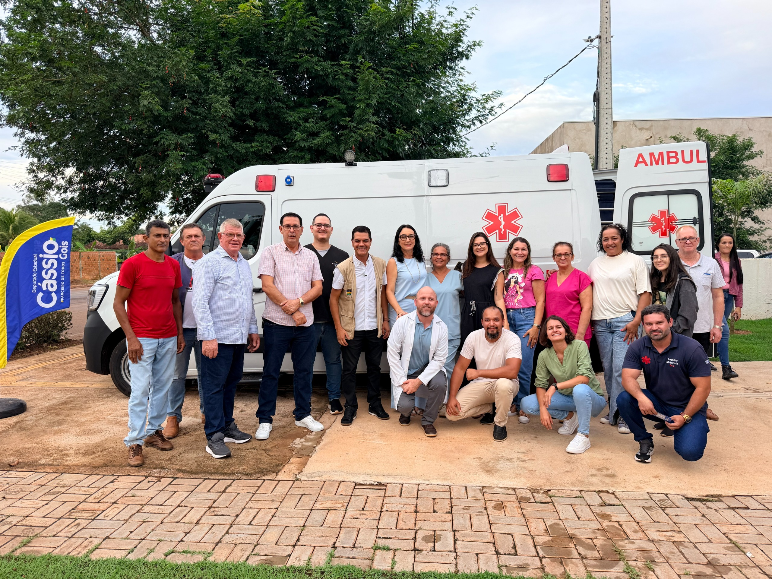 CÁSSIO GOIS: Deputado garante ambulância UTI inédita para Nova Estrela e amplia investimentos 
