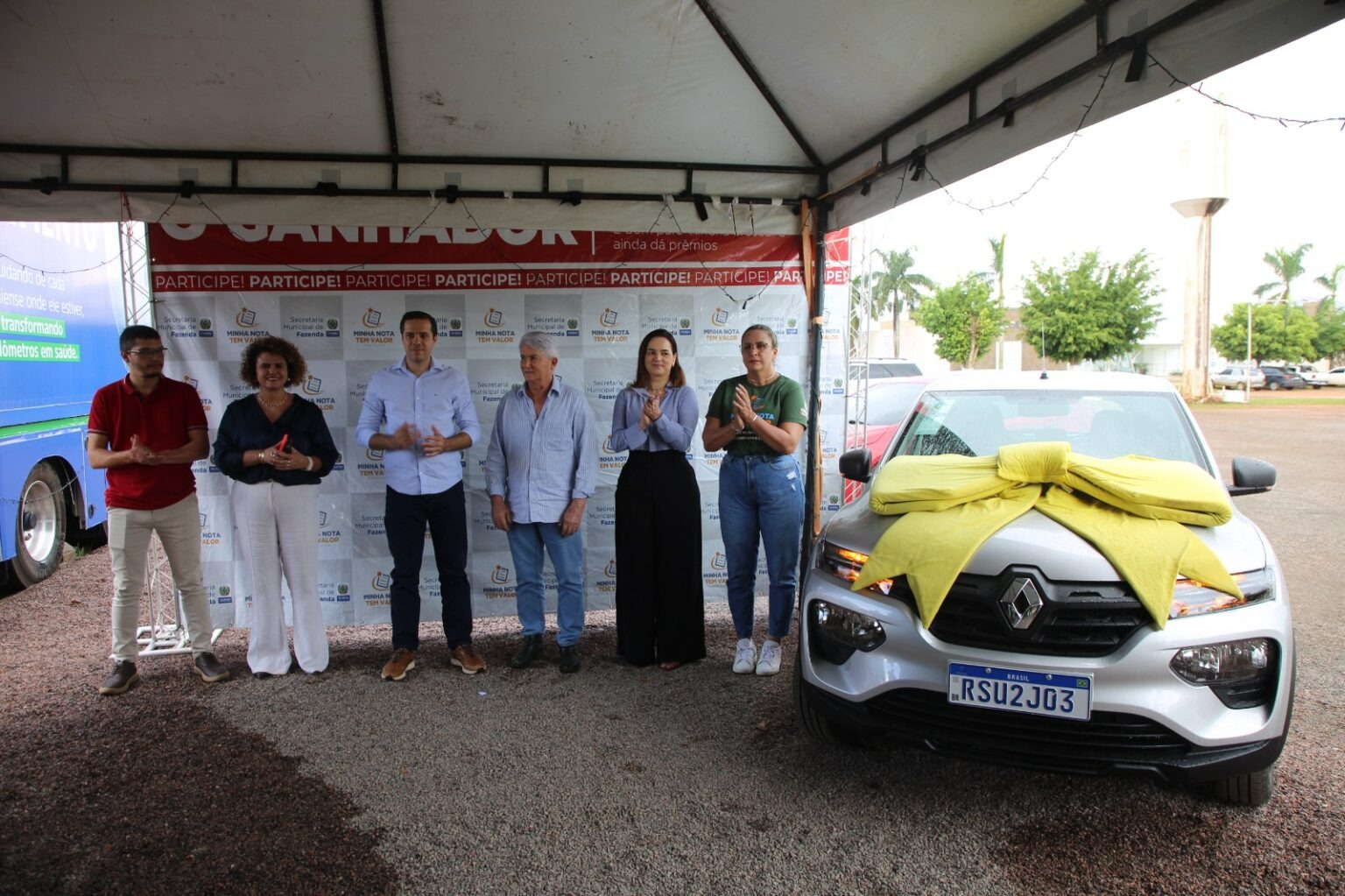 PREMIAÇÃO: Programa 'Minha Nota Tem Valor Para Vilhena' sorteia dinheiro, motos e carro 0km