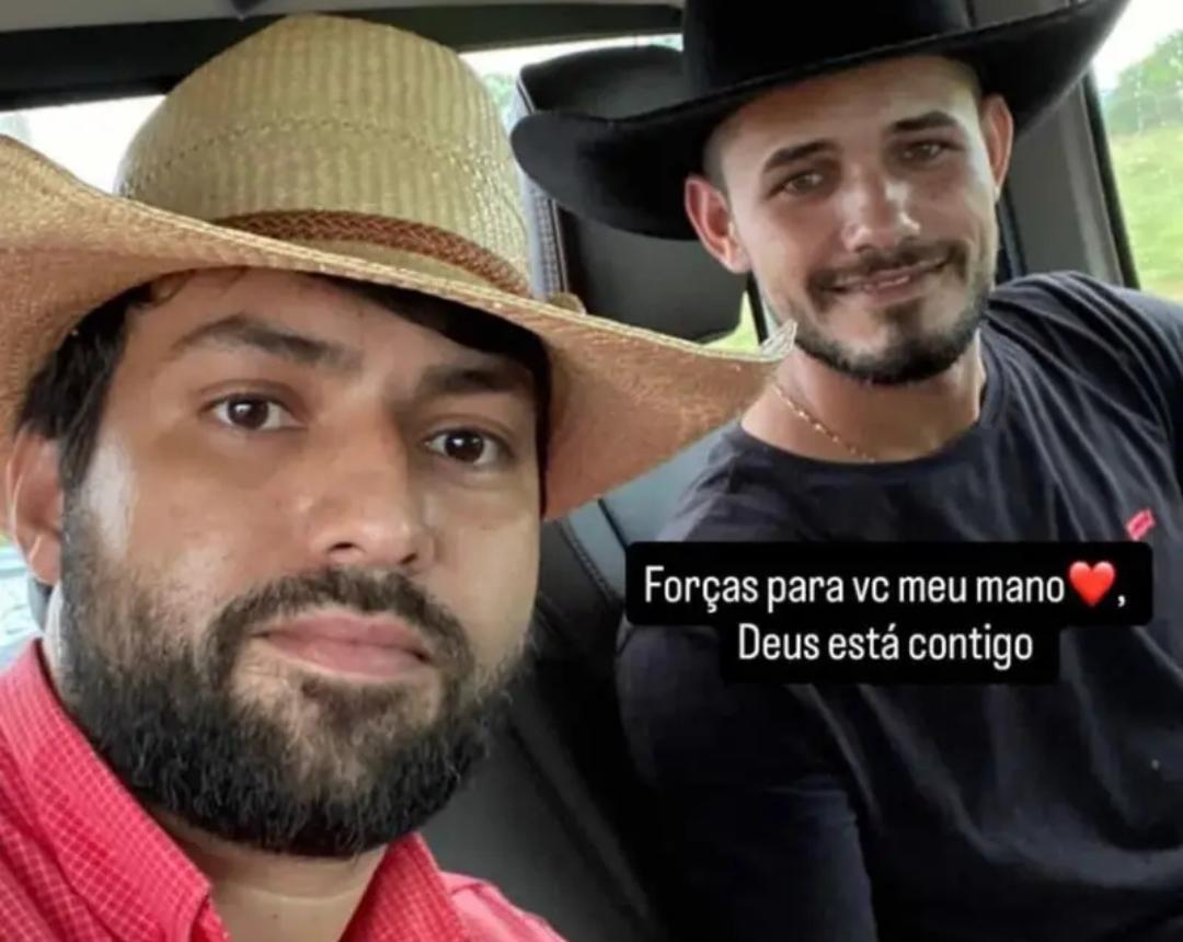 TRÁGICO: Acidente entre carros e moto deixa um morto e quatro feridos