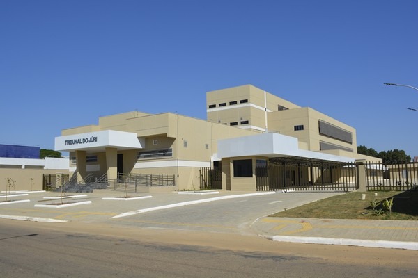 ARIQUEMES: Tribunal do Júri condena homem que matou a ex com golpes de canivete 