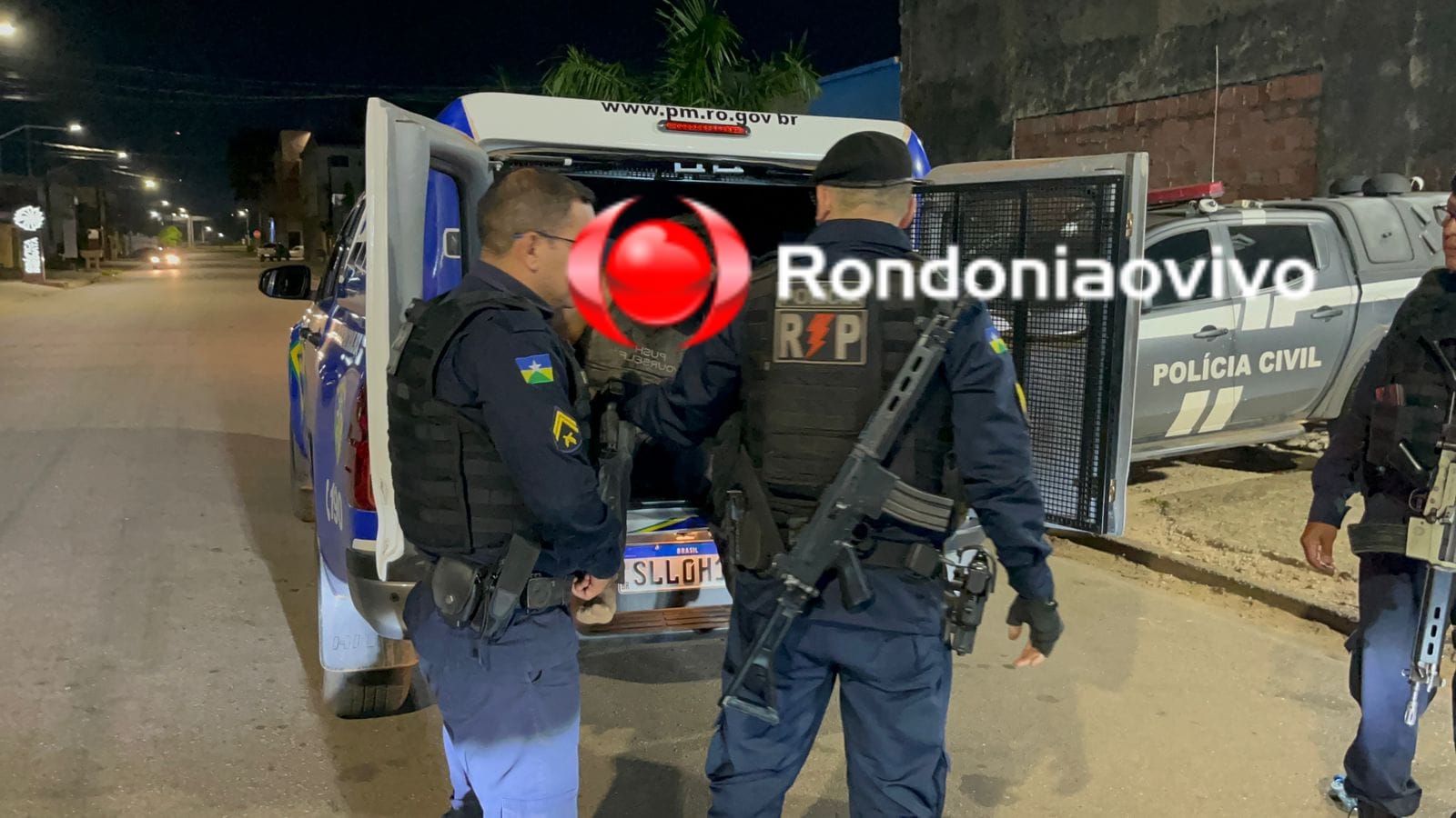 SURTADO: ​Homem incendeia cama da irmã e desafia a PM; 'Só saio morto'
