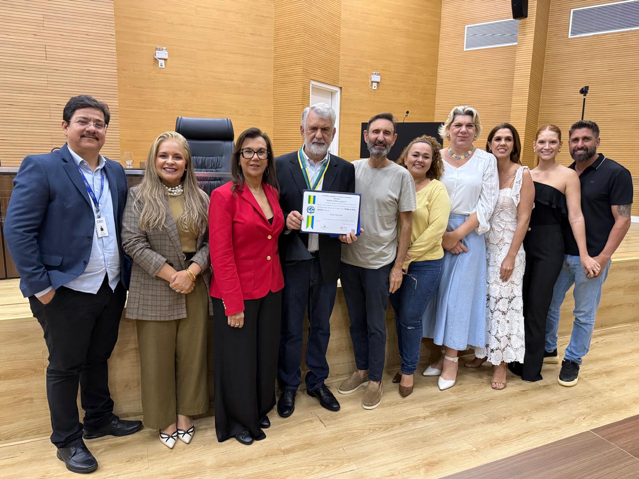 HOMENAGEM: Adélio Barofaldi recebe Medalha de Mérito Legislativo por contribuição a RO