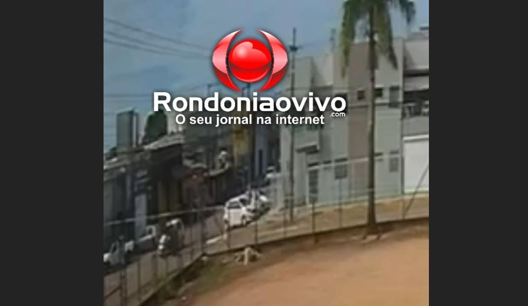 VÍDEO: Câmeras flagram grave colisão entre motoboy e carro no Centro 