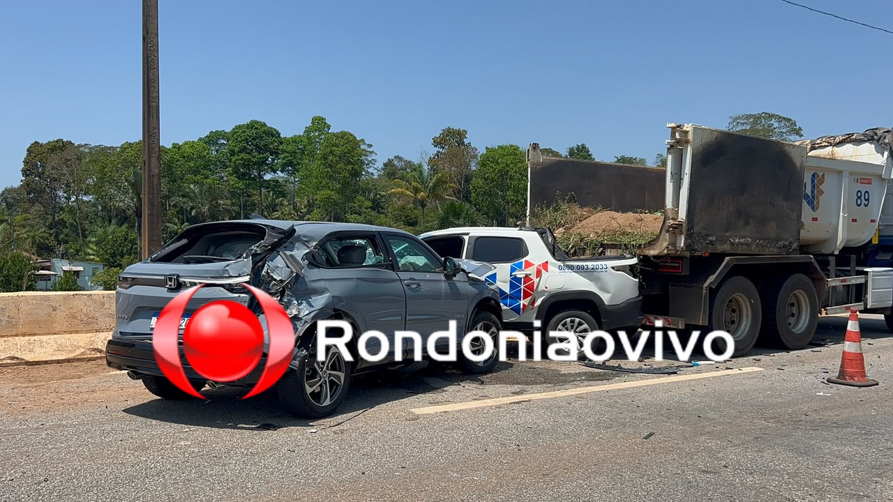 AO VIVO: Quatro veículos se envolvem em grave colisão na BR-364