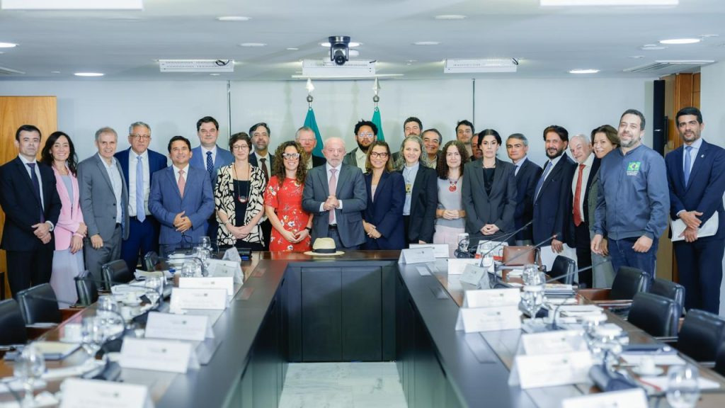 REDUÇÃO DO CONSUMO: CNC leva ao presidente Lula impactos das bets sobre comércio e famílias