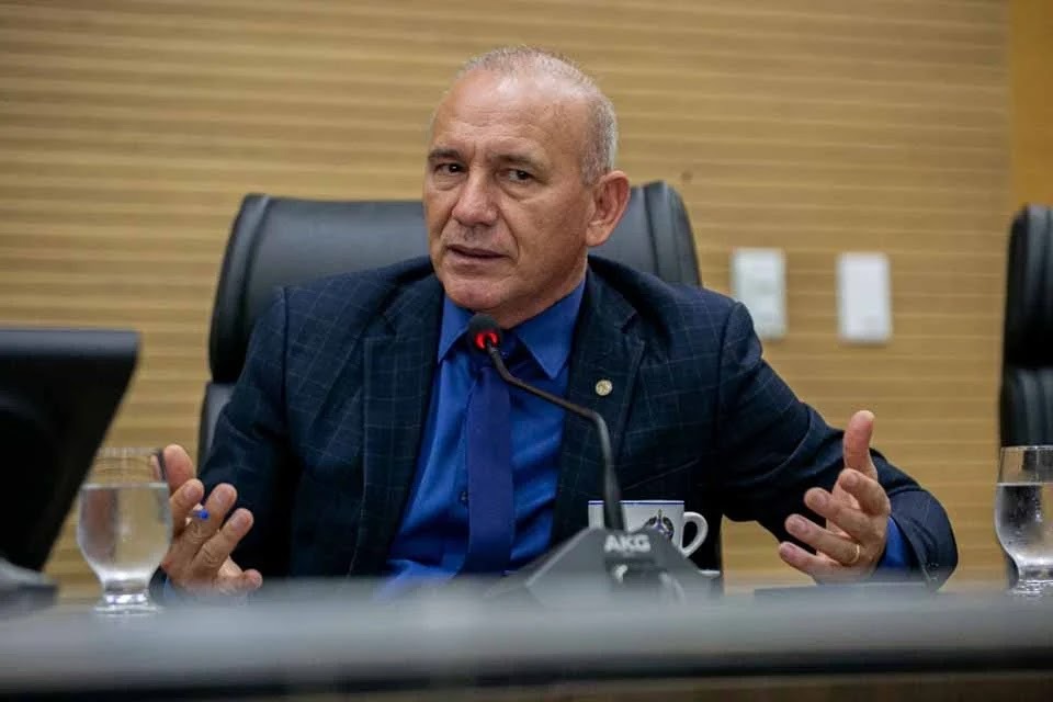 INDEFERIDO: TRE-RO barra candidatura de Ezequiel Neiva a deputado federal
