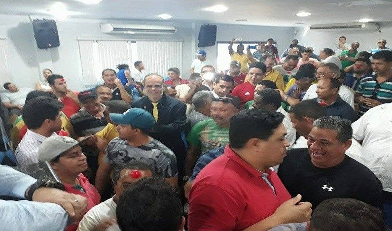 Alan Queiroz se posiciona em favor dos taxistas da capital