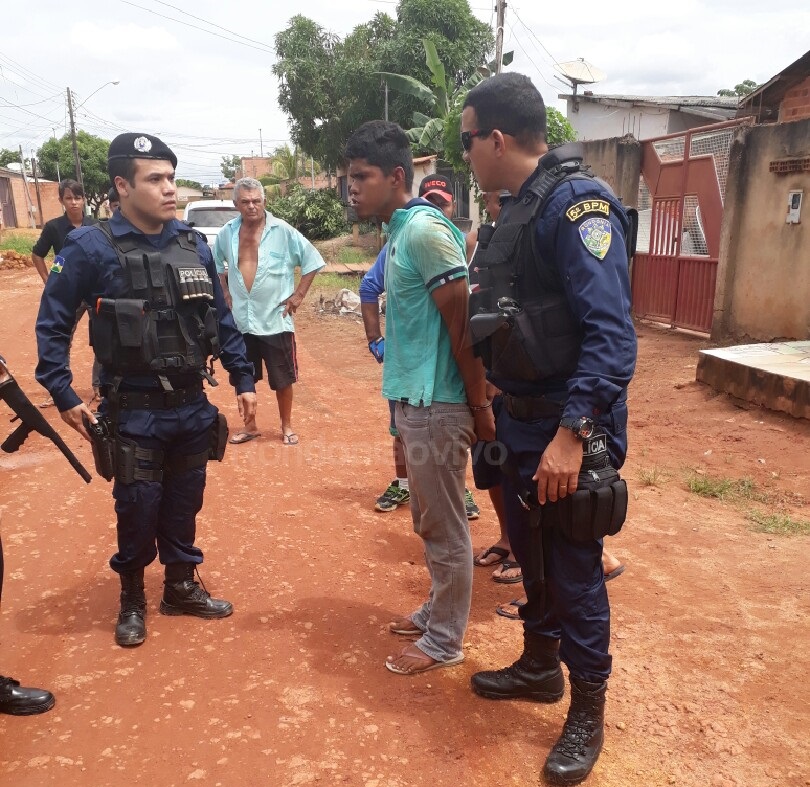 URGENTE: Bando barbariza família durante roubo e PM sofre fratura exposta