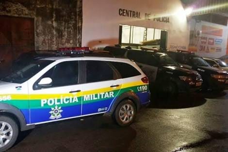 EMBRIAGADO: Marido agride e tenta matar mulher enforcada na capital