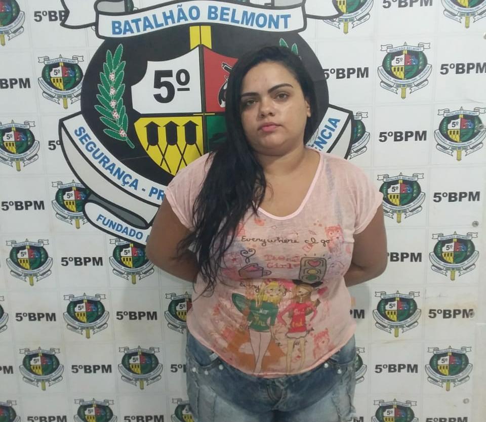 CONFESSOU: Dona de bar é presa por tráfico de drogas ao lado da rodoviária