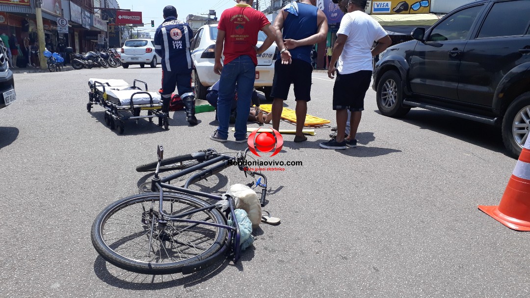 SEM FREIO: Idoso fica gravemente ferido após se chocar em táxi no Centro - ASSISTA