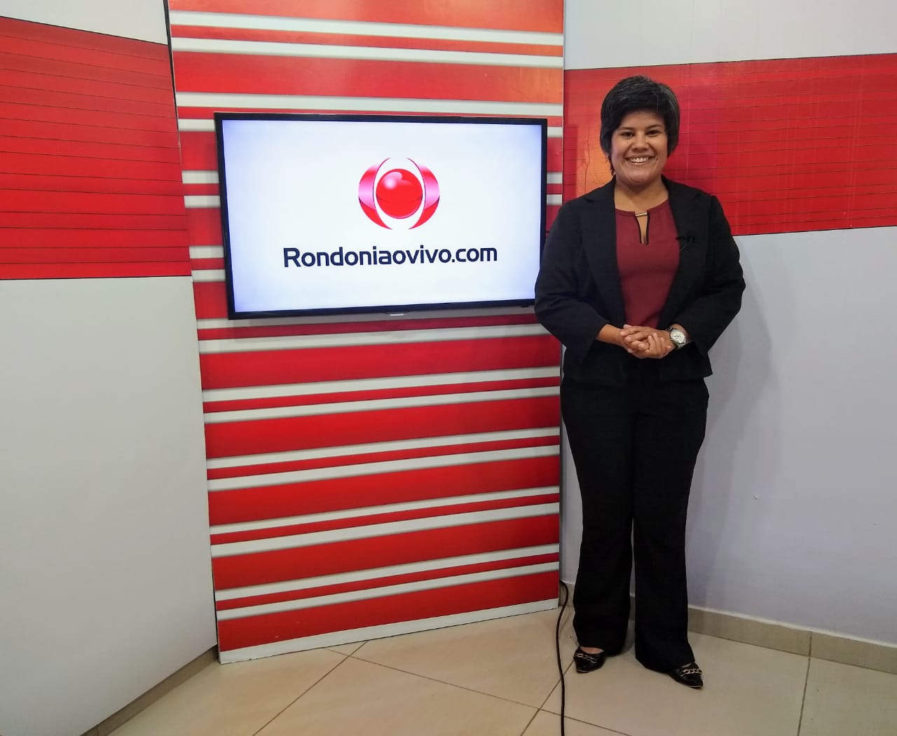 ESTREIA: Assista ao vivo ao Jornal Rondoniaovivo TV com Iule Vargas