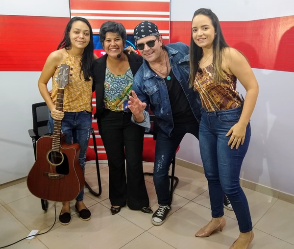 RONDONIAOVIVO TV.COM: Sexta Alternativa: Assista o jornal com Lívia & Thainara e Cazuza cover