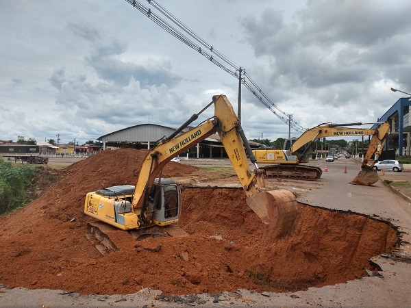 AVISO: Avenida da capital está interditada parcialmente para execução de obras