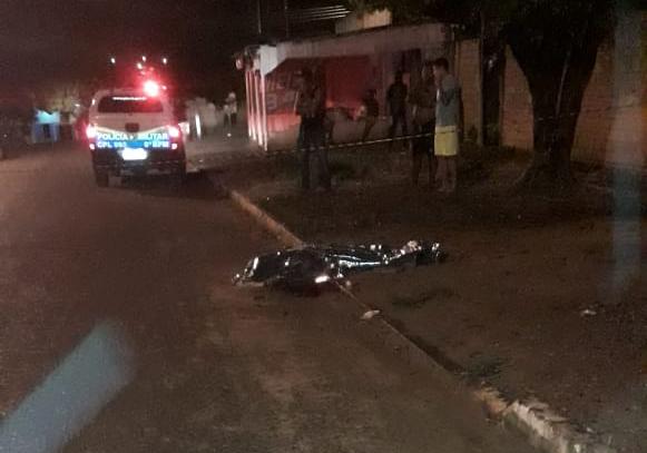 CRUELDADE: Idoso é morto com várias pauladas na cabeça após briga em bar