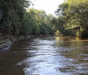 ATENTADO: Adolescente é baleado enquanto pescava após a ponte do rio Madeira