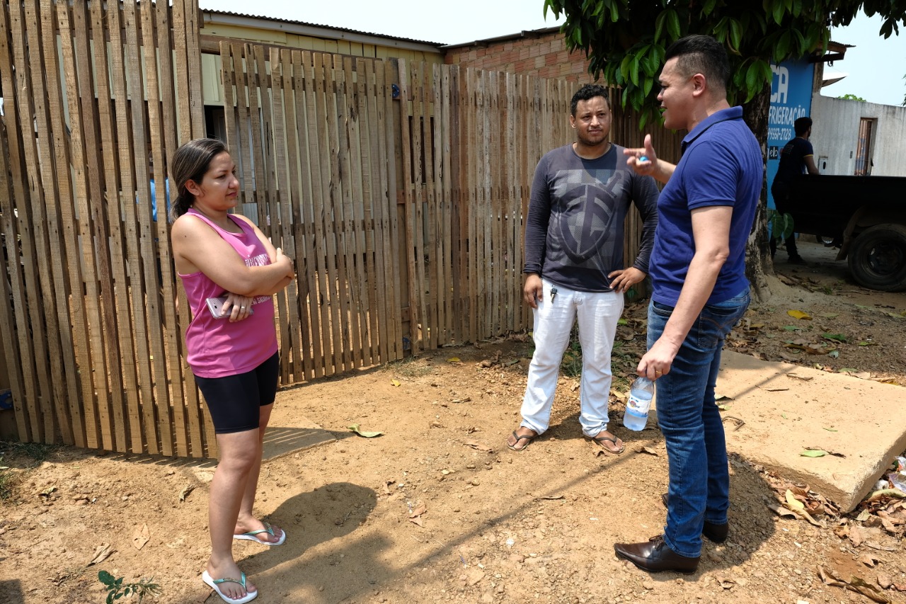 VEREADOR: Isaque Machado reivindica a conclusão das obras no Bairro Conceição