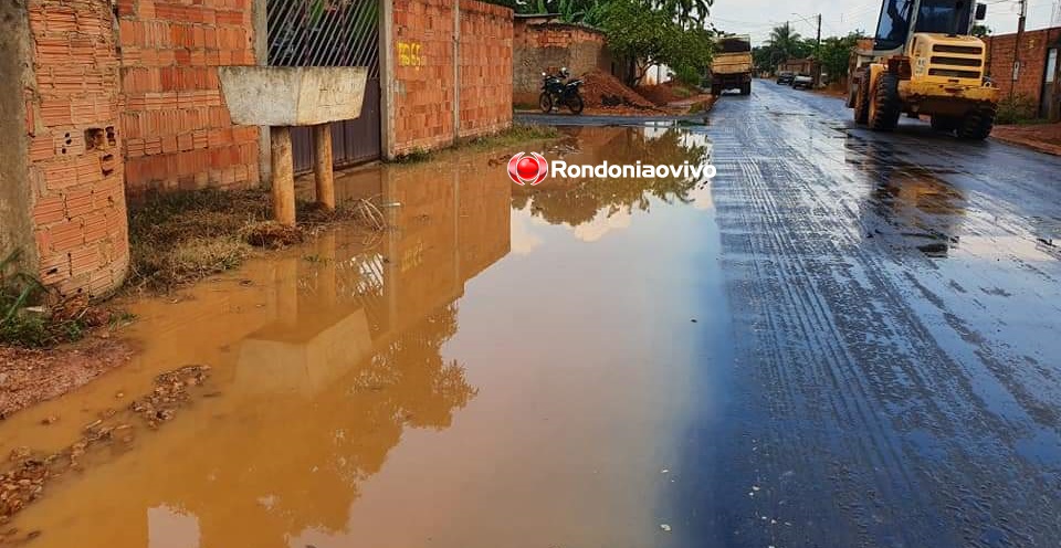 SERVIÇO PORCO: Asfalto “casca de ovo” da prefeitura mostra desperdício de recursos públicos