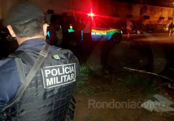 TRAUMATISMO CRANIANO: Durante bebedeira com amigo, homem é atacado a pauladas e fica agonizando