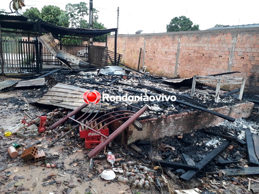 COMEMORANDO: Bandidos soltaram fogos após incêndio em casa da mãe de jovem morto a facadas