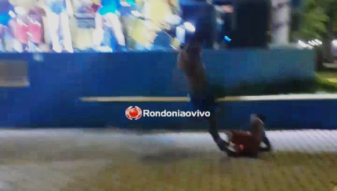 ASSISTA: Vídeo mostra homem sendo espancado na praça Aluízio Ferreira em Porto Velho