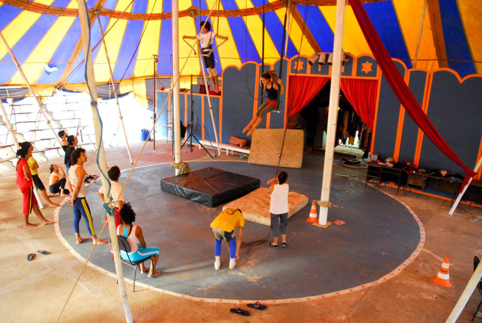 FUNARTE: Escola Nacional de Circo abre inscrições para residência e intercâmbio