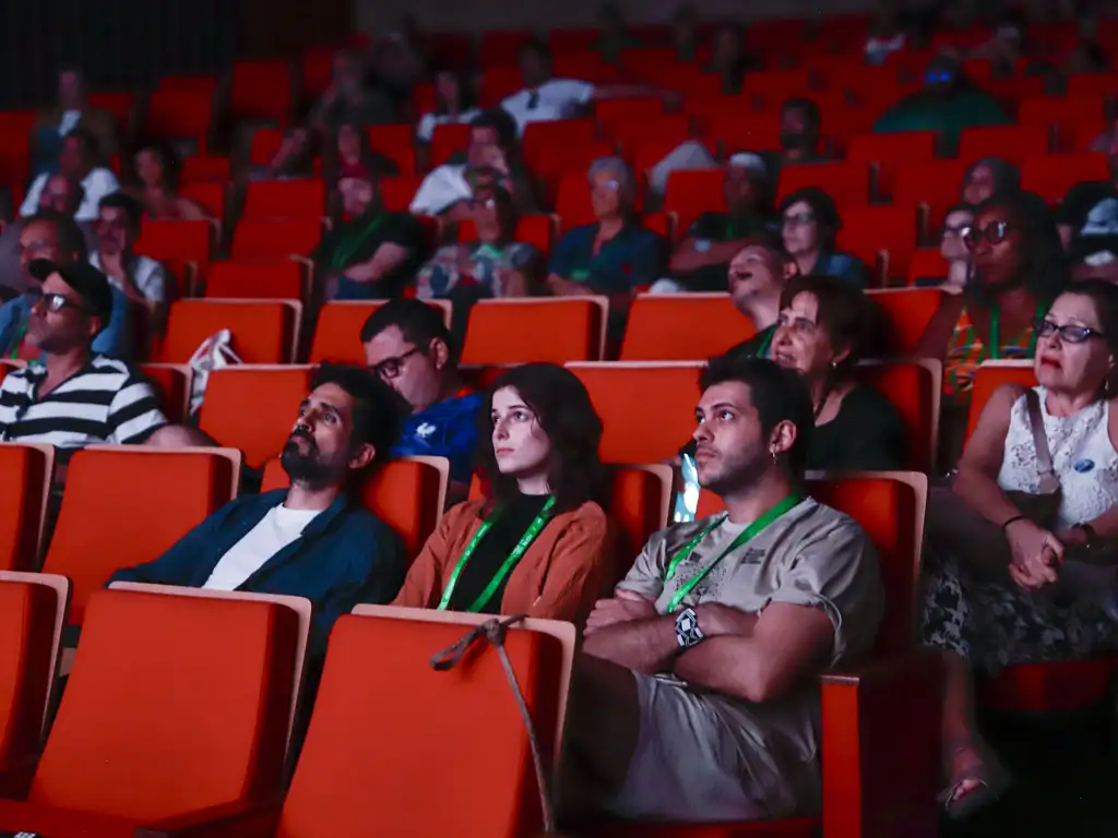 CINEMA DE GRAÇA: Canoar exibe documentários rondonienses; confira programação