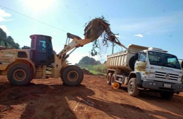 GUAJARÁ-MIRIM - Secretário pede apoio da população na limpeza da cidade