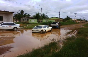 CENAS DA CIDADE – Bairro periférico de Porto Velho tem ruas que parecem lagoas – Fotos