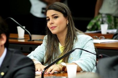 Jovens estão entre os mais prejudicados com a crise no País, diz Mariana Carvalho 