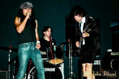 Contagem regressiva para show da RISING POWER AC/DC COVER no GREGO ORIGINAL PUB