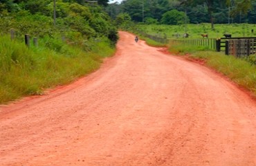 Cerca de 100 km de estradas vicinais são recuperadas pelo município