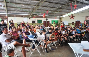 Escolinha de futebol do Esportivo Porto Velho realiza confraternização - Confira fotos