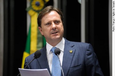 Fundação de senador Acir Gurgacz é investigada por desvios de mais de R$ 1,6 milhão