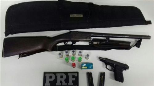 Armas e munições são apreendidas pela PRF 