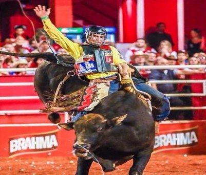 Acreano é campeão da Liga Nacional de Rodeios em Barretos