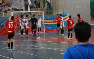 Futsal infantil e juvenil movimentam 2º dia dos Jogos Escolares 