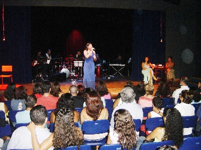 “MULHERES DE HOLANDA” é atração no Teatro Um do Sesc