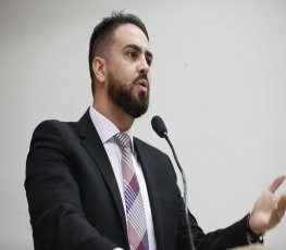 Léo Moraes conquista projeto que traz melhorias salariais a policiais civis