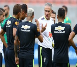 Seleção brasileira se apresenta sem cortes pela primeira vez nas eliminatórias