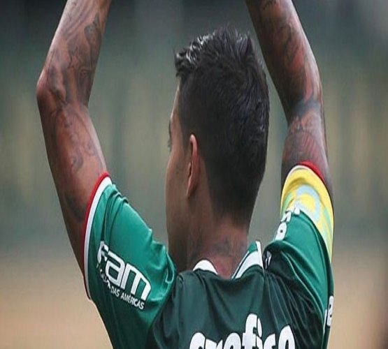 Palmeiras tem 90% de chances de título, diz matemático