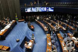 Senado aprova competência da Justiça Eleitoral para julgar conflitos partidários