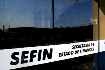 Sefin insiste no desvio funcional e se recusa a cumprir a lei 