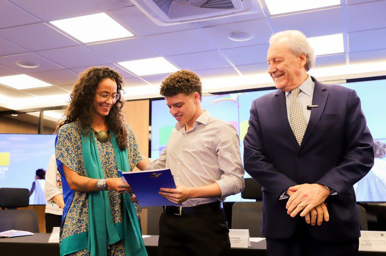 CRESCER EM PAZ: Governo Federal apresenta plano com ações de proteção às crianças e adolescentes