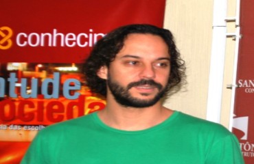 Gabriel o Pensador realiza entrevista com imprensa e fala sobre juventude, arte e cultura - Fotos e Vídeo