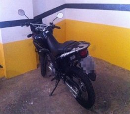 Dupla de motocicleta rouba R$ 46 mil de funcionários do Irmãos Gonçalves